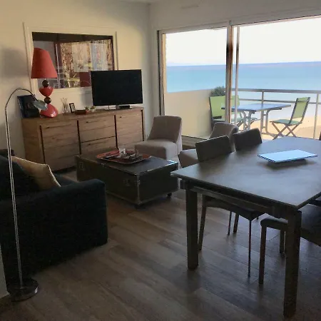 Appartement, Vue A 150m De La Apartman