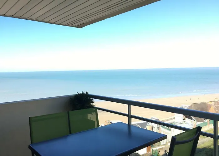 Appartement, Vue A 150m De La